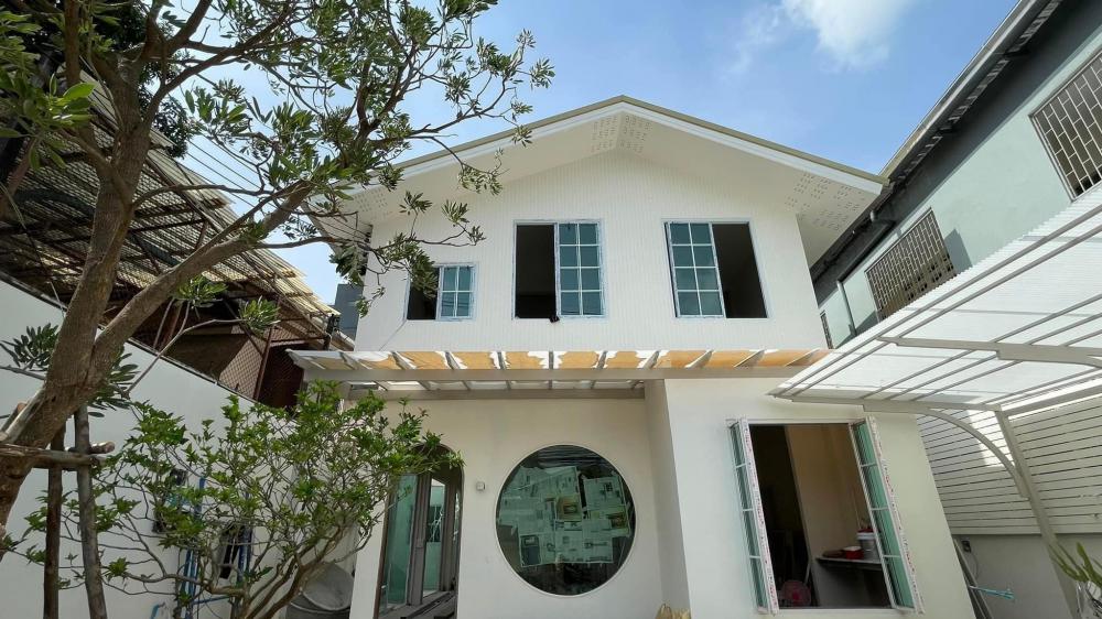 รีโนเวทบ้านไม้เก่าเป็นบ้านมินิมอลมูจิ minimal muji 