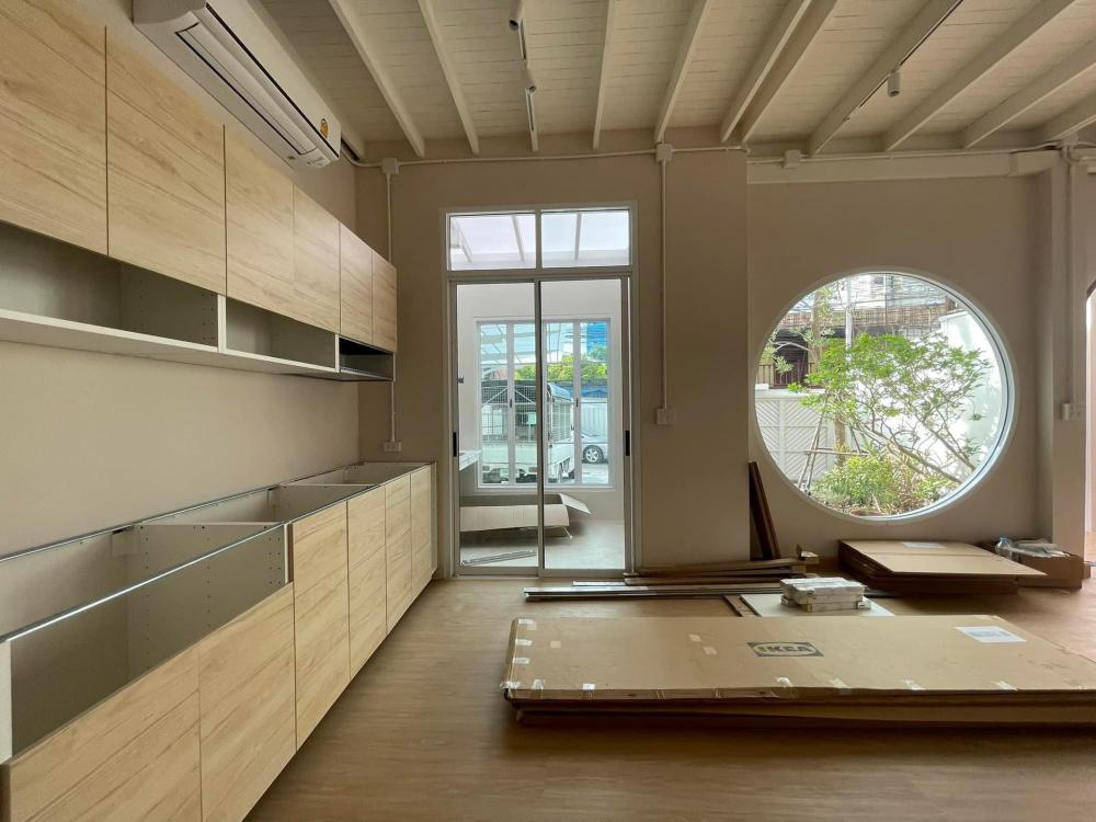 รีโนเวทบ้านไม้เก่าเป็นบ้านมินิมอลมูจิ minimal muji 