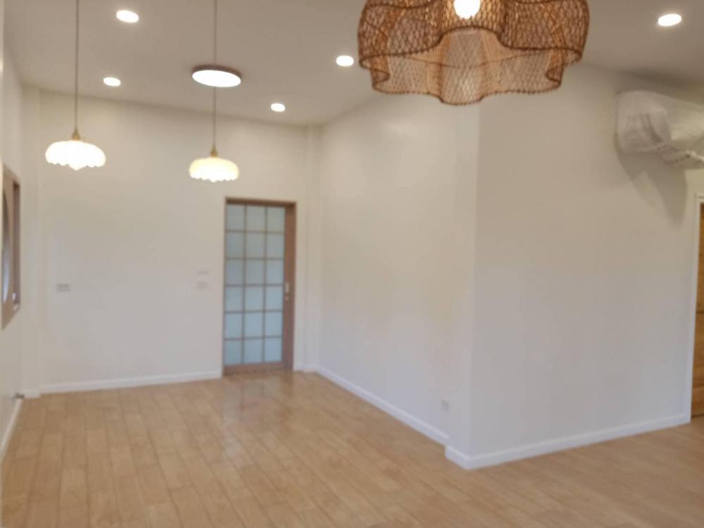 บ้านนอร์ดิก มินิมอล ท่ามกลางสวนยาง งบประมาณ 1.8 - 2 ล้านบาท