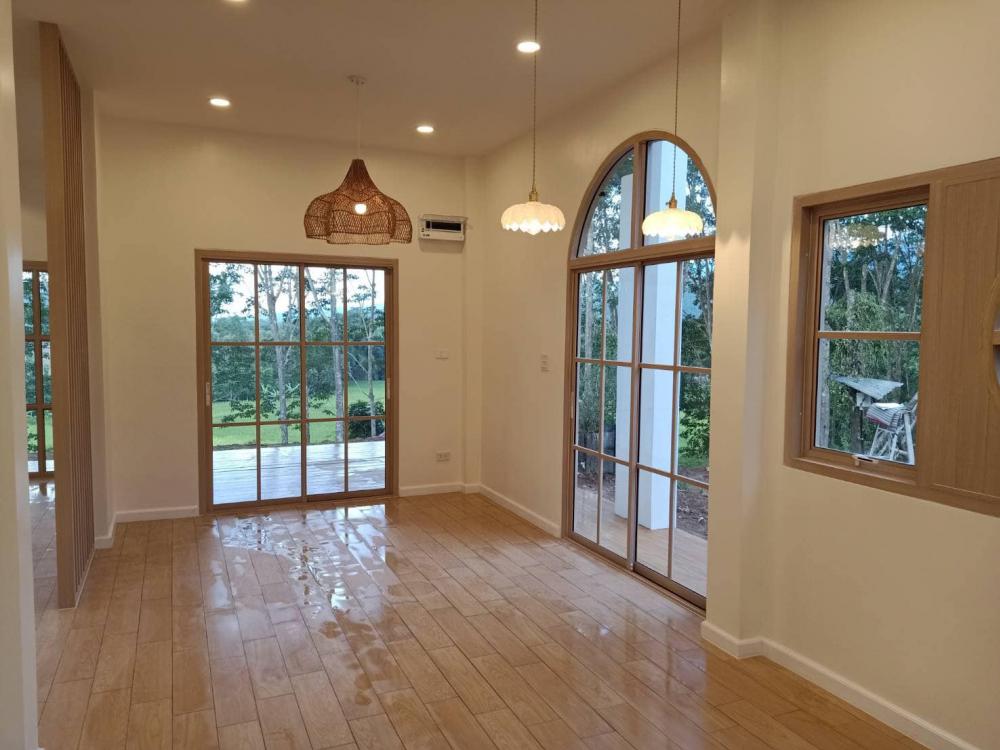 บ้านนอร์ดิก มินิมอล ท่ามกลางสวนยาง งบประมาณ 1.8 - 2 ล้านบาท