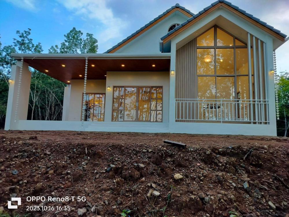 บ้านนอร์ดิก มินิมอล ท่ามกลางสวนยาง งบประมาณ 1.8 - 2 ล้านบาท