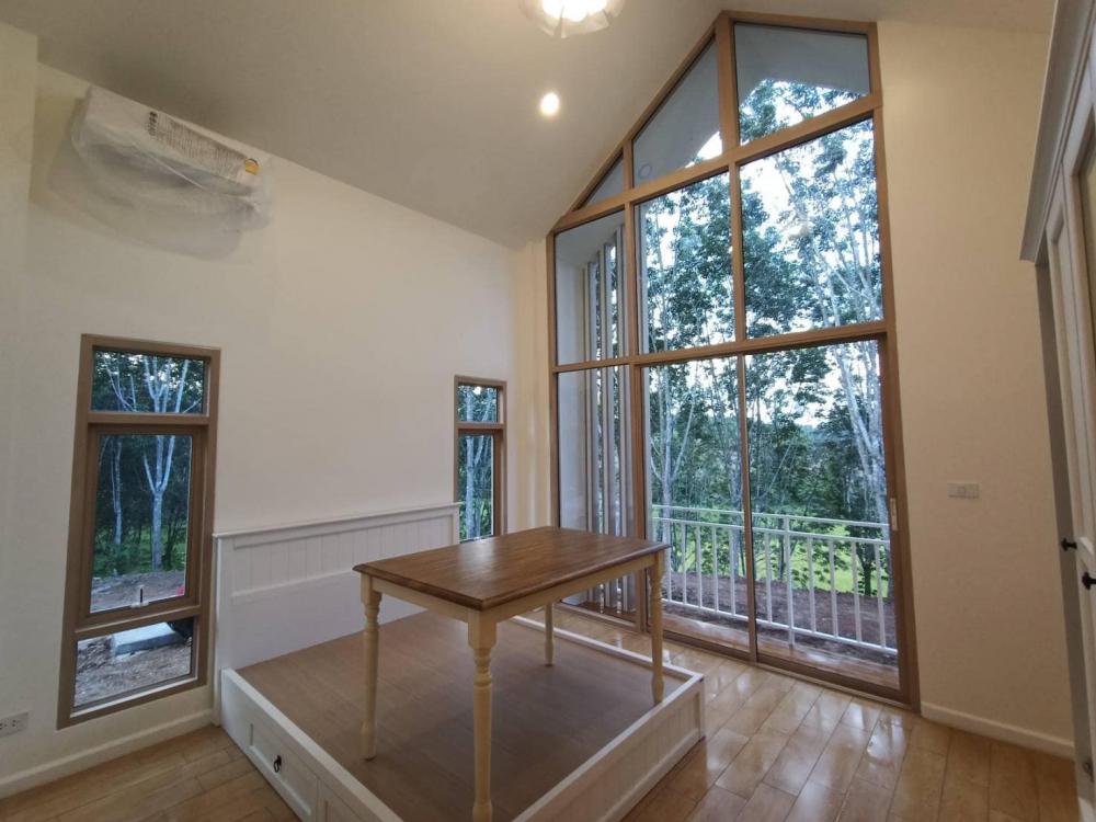 บ้านนอร์ดิก มินิมอล ท่ามกลางสวนยาง งบประมาณ 1.8 - 2 ล้านบาท