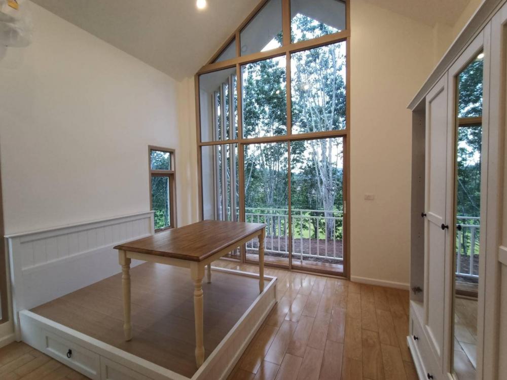 บ้านนอร์ดิก มินิมอล ท่ามกลางสวนยาง งบประมาณ 1.8 - 2 ล้านบาท