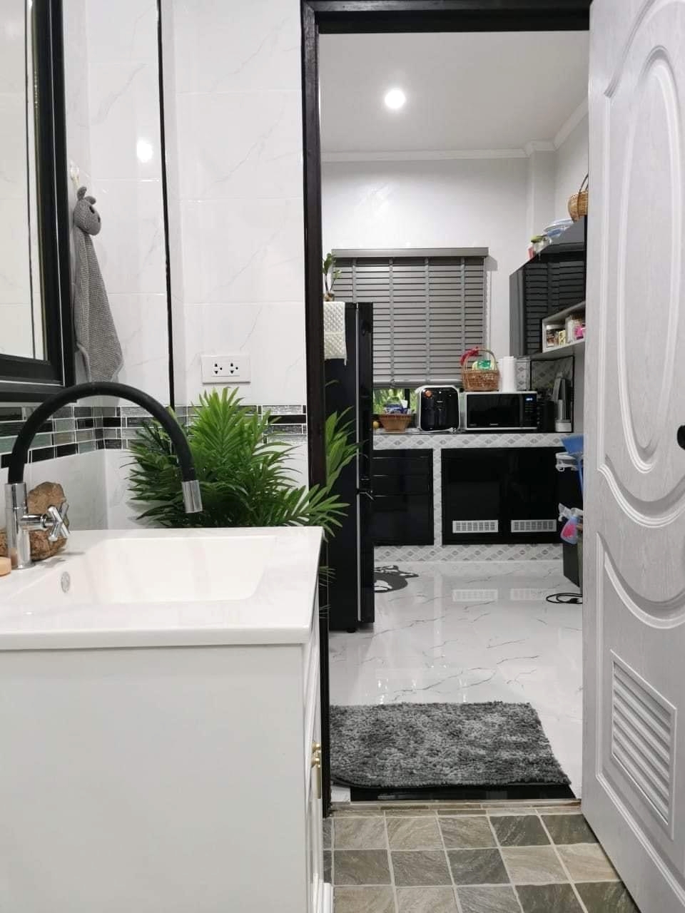 แบบบ้านมินิมอลมูจิ 2 ห้องนอน 1 ห้องน้ำ พื้นที่ 42 ตร.ม. หลังเล็กๆกะทัดรัด