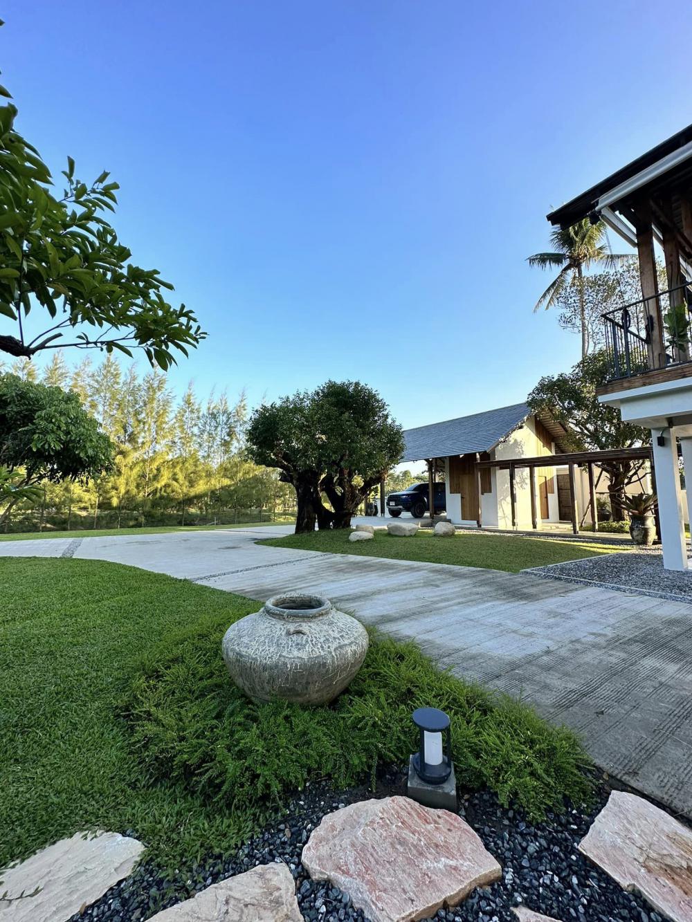 บ้านหลังเกษียณสไตล์ชิลๆ ออกแบบเหมือนร้านคาเฟ่ สวยน่าพักผ่อน 2 ห้องนอน 2 ห้องครัว