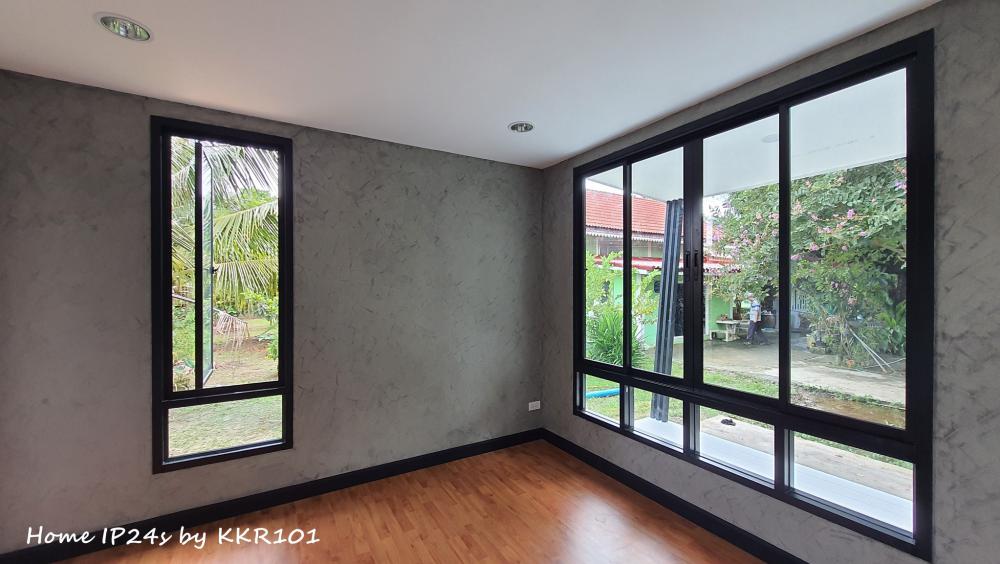 บ้านน็อคดาวน์ทรงโมเดิร์นขนาด 2 ห้องนอน 1 ห้องน้ำ 1 ห้องรับแขก งบ 4.99 แสนบาท