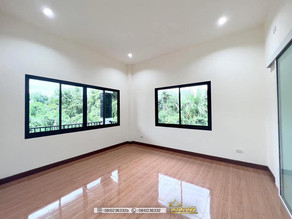 บ้านพักอาศัยชั้นเดียวสไตล์คอนเทมเพรารี่ 3 ห้องนอน 3 ห้องน้ำ