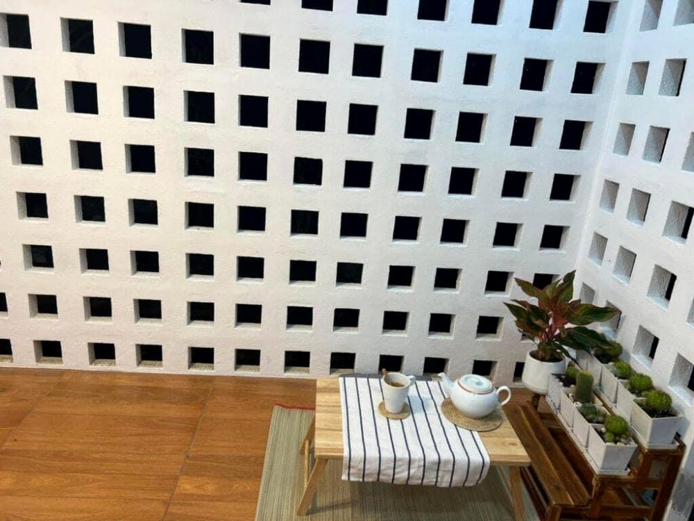 บ้านหลังเล็กสไตล์มินิมอล 1 ห้องนอน พื้นที่ 48 ตร.ม. งบก่อนสร้าง 2.5 แสนบาท