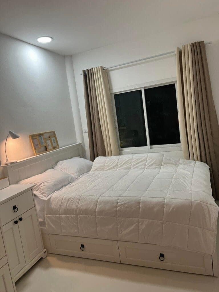 บ้านหลังเล็กสไตล์มินิมอล 1 ห้องนอน พื้นที่ 48 ตร.ม. งบก่อนสร้าง 2.5 แสนบาท