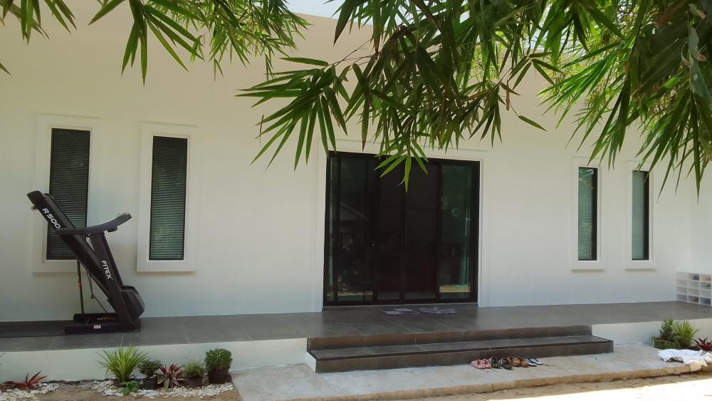 บ้านทรงกล่อง 4 ห้องนอน งบ 5.7 แสนบาท