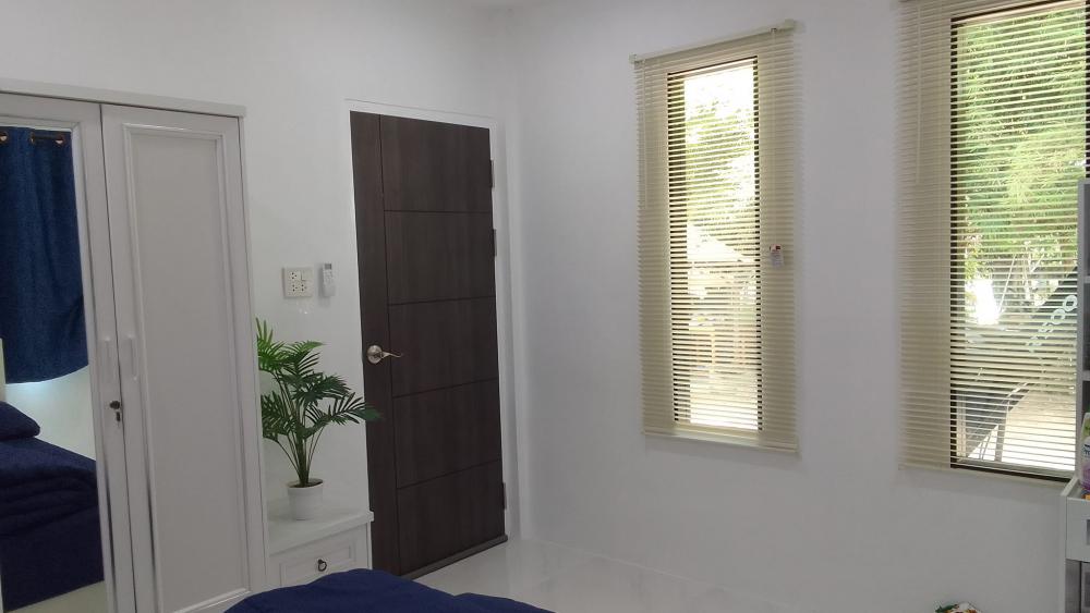 บ้านทรงกล่อง 4 ห้องนอน งบ 5.7 แสนบาท