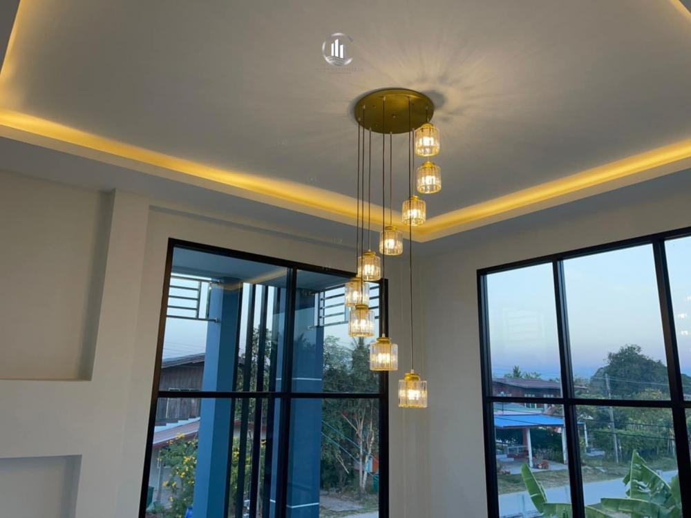 สไตล์โมเดิร์นบ้านพักอาศัย 1 ชั้นครึ่ง 3 ห้องนอน 3 ห้องน้ำ