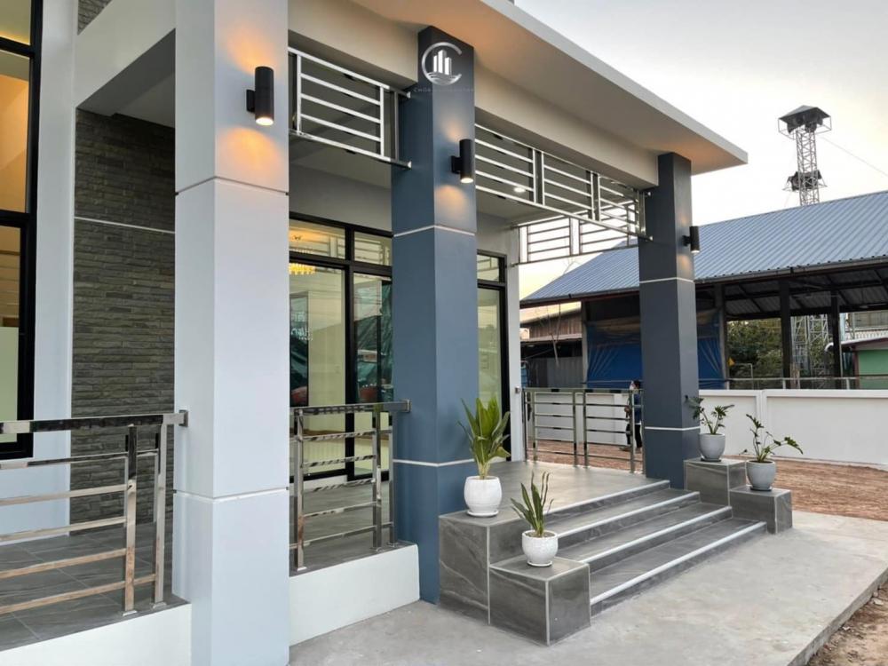 สไตล์โมเดิร์นบ้านพักอาศัย 1 ชั้นครึ่ง 3 ห้องนอน 3 ห้องน้ำ