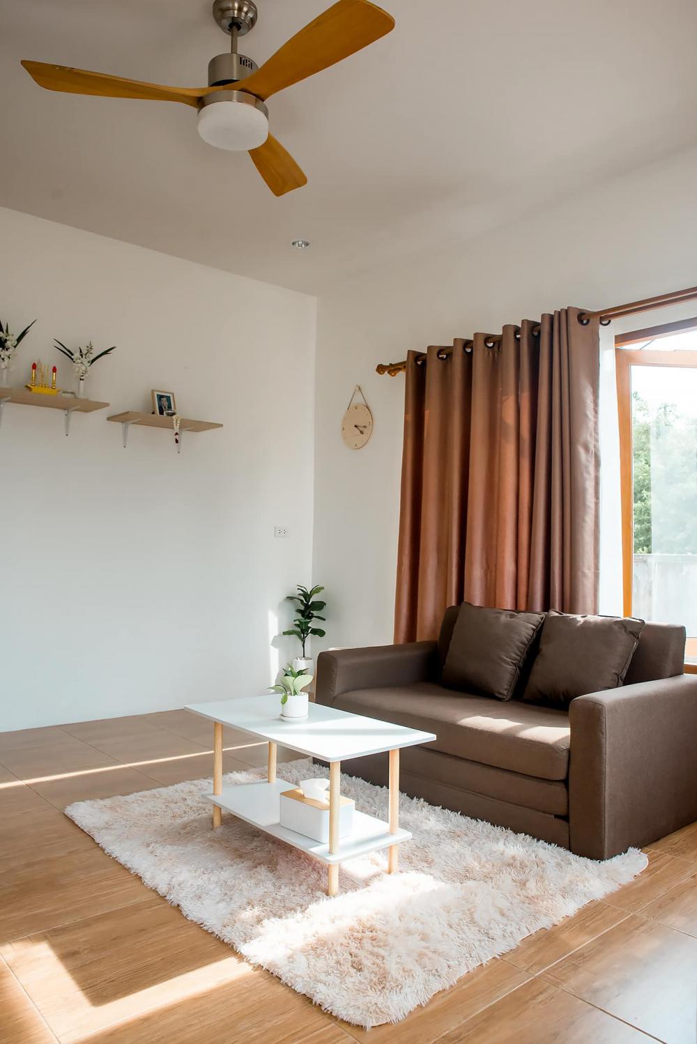 บ้านสไตล์มินิมอล ขนาด 2 ห้องนอน 2 ห้องน้ำ ด้วยงบ 1.1 ล้านบาท 