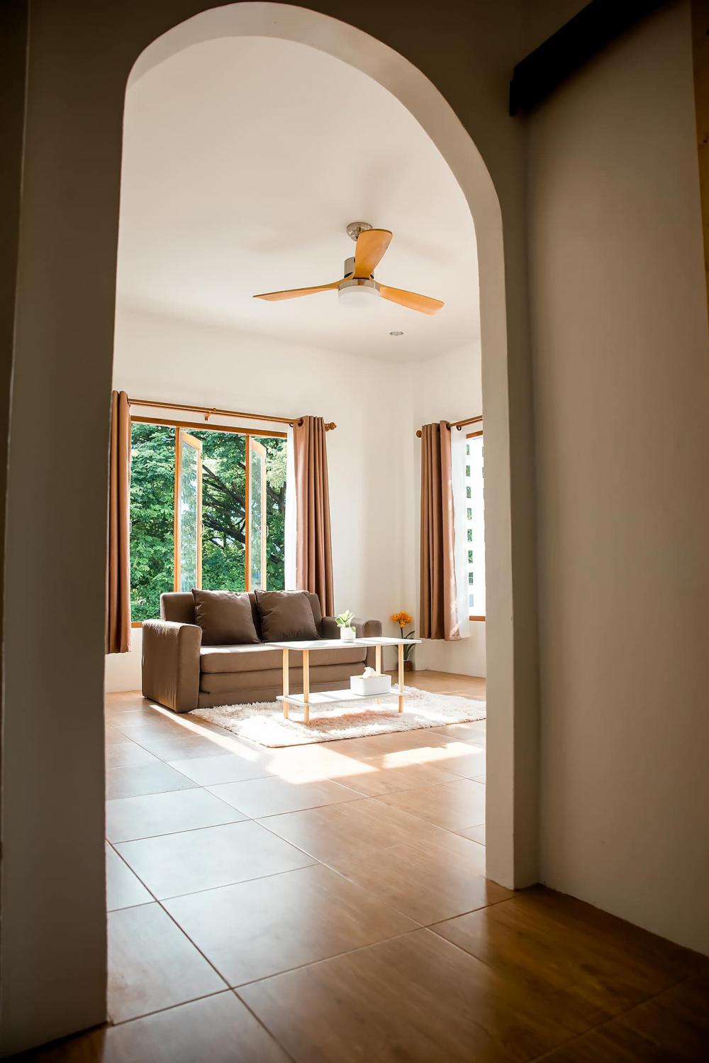 บ้านสไตล์มินิมอล ขนาด 2 ห้องนอน 2 ห้องน้ำ ด้วยงบ 1.1 ล้านบาท 