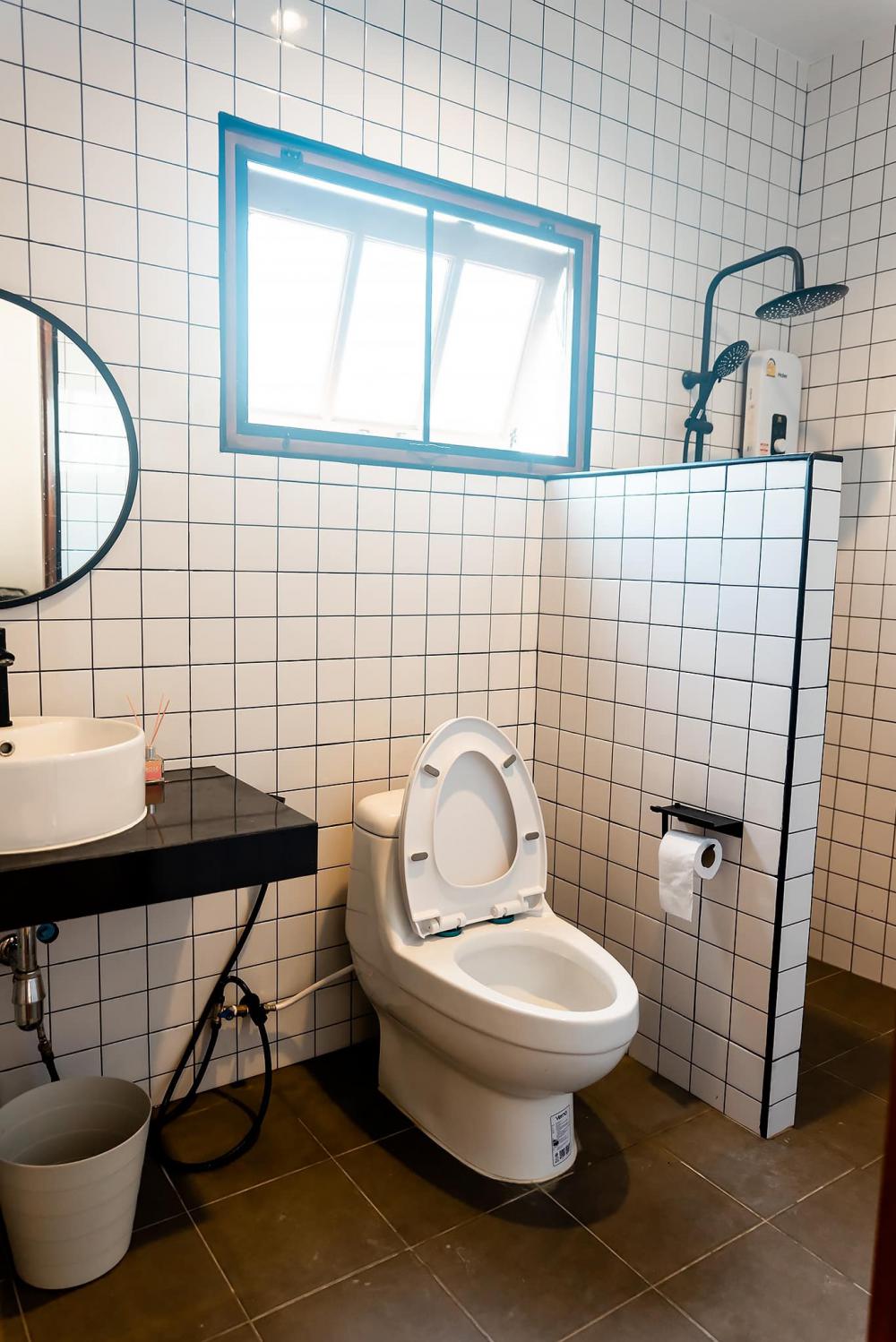 บ้านสไตล์มินิมอล ขนาด 2 ห้องนอน 2 ห้องน้ำ ด้วยงบ 1.1 ล้านบาท 