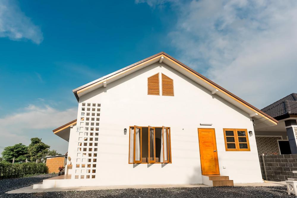 บ้านสไตล์มินิมอล ขนาด 2 ห้องนอน 2 ห้องน้ำ ด้วยงบ 1.1 ล้านบาท 