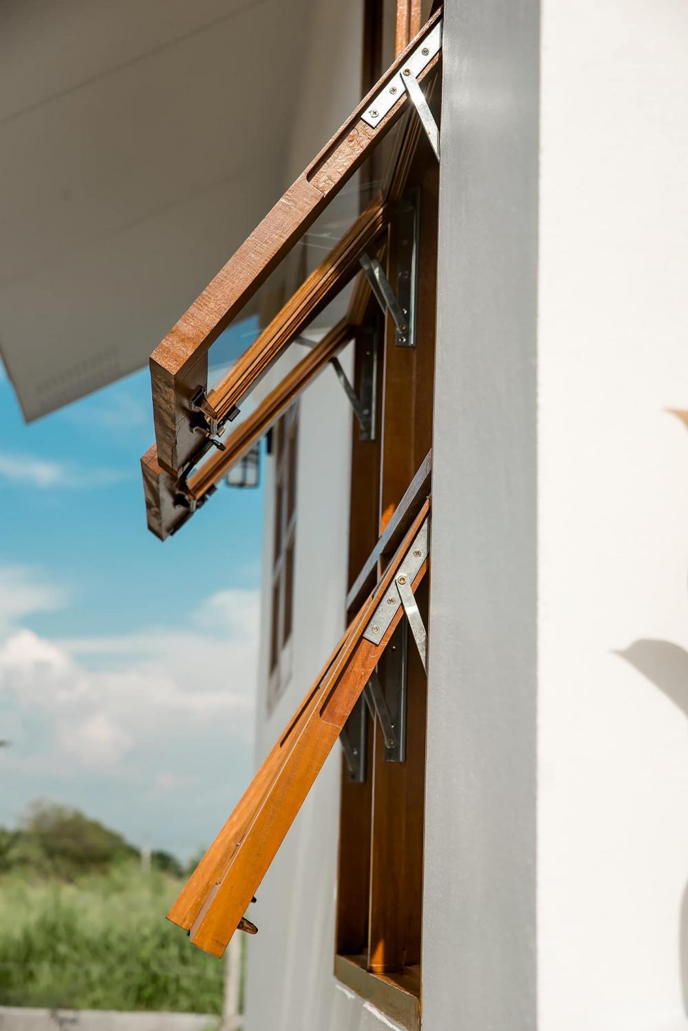 บ้านสไตล์มินิมอล ขนาด 2 ห้องนอน 2 ห้องน้ำ ด้วยงบ 1.1 ล้านบาท 