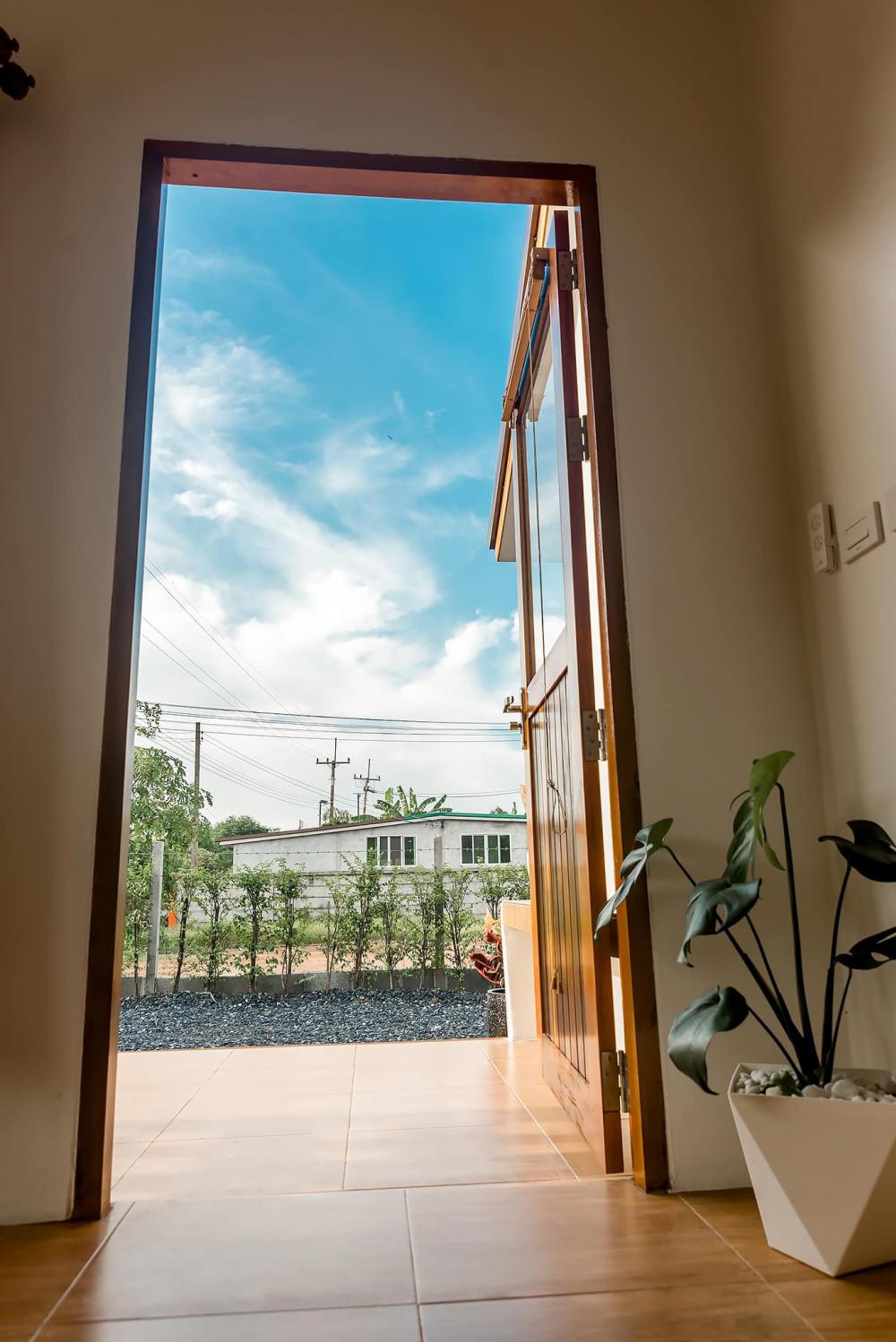 บ้านสไตล์มินิมอล ขนาด 2 ห้องนอน 2 ห้องน้ำ ด้วยงบ 1.1 ล้านบาท 