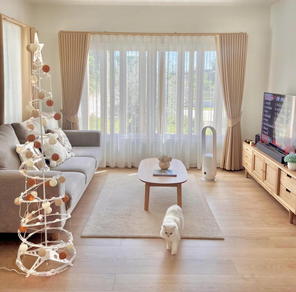 รีวิวบ้าน บ้านสองชั้นทรงปั้นหยา ภายในตกแต่งสไตล์มินิมอล