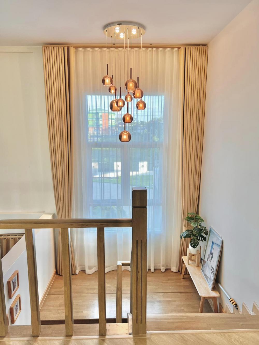 รีวิวบ้าน บ้านสองชั้นทรงปั้นหยา ภายในตกแต่งสไตล์มินิมอล