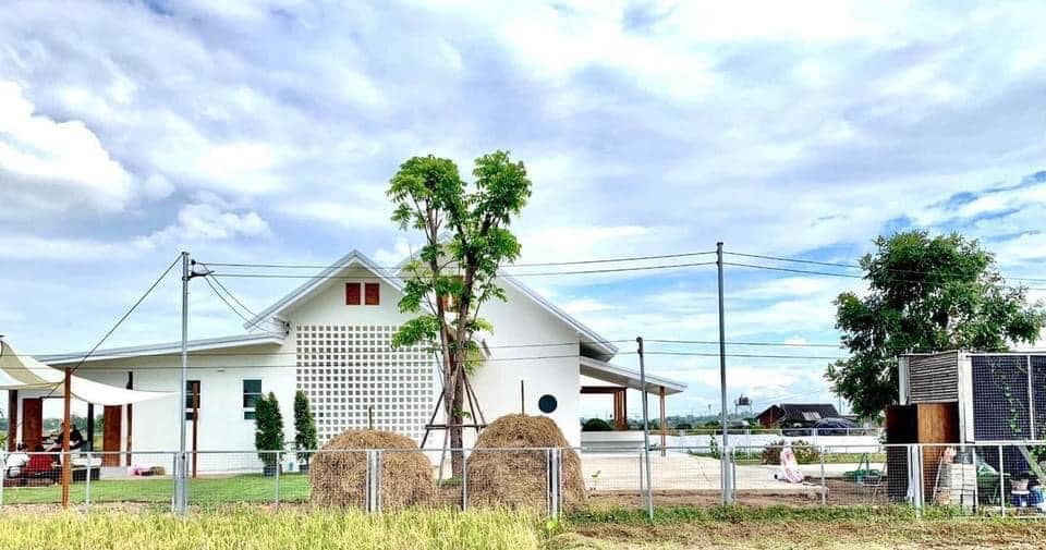 ไอเดียบ้านสวนมินิมอล ท่ามกลางทุ่ง