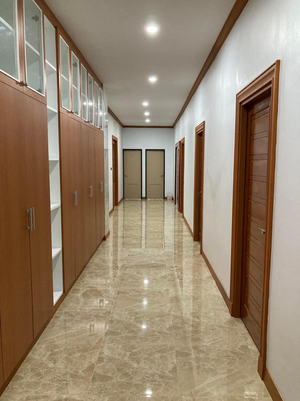 รีโนเวทบ้านไม้ งบ 2.5 ล้าน