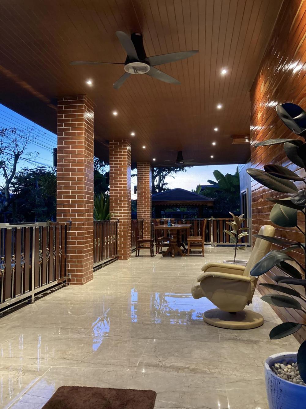 รีโนเวทบ้านไม้ งบ 2.5 ล้าน