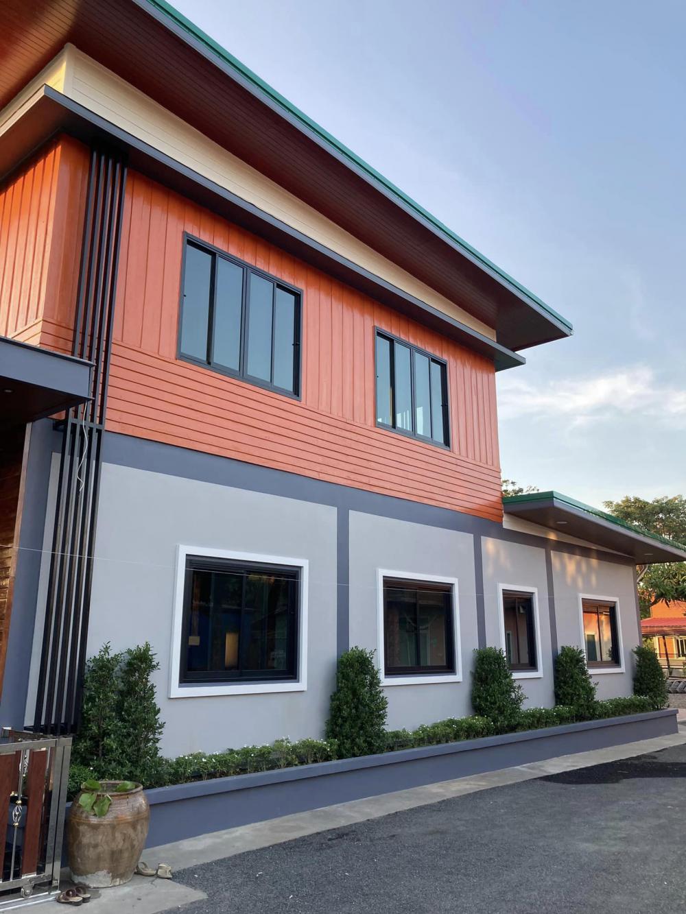 รีโนเวทบ้านไม้ งบ 2.5 ล้าน