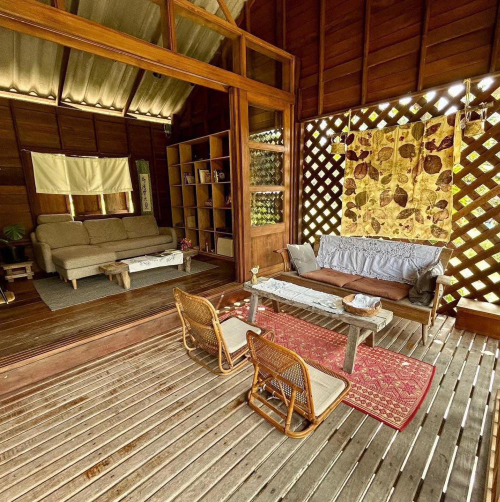 ไอเดียบ้านไม้สองชั้น ผสมผสานสมัยใหม่กับความเป็นชนบทที่อบอุ่น รูปที่ 16