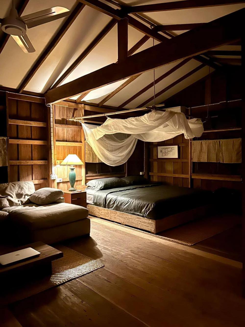 ไอเดียบ้านไม้สองชั้น ผสมผสานสมัยใหม่กับความเป็นชนบทที่อบอุ่น รูปที่ 9