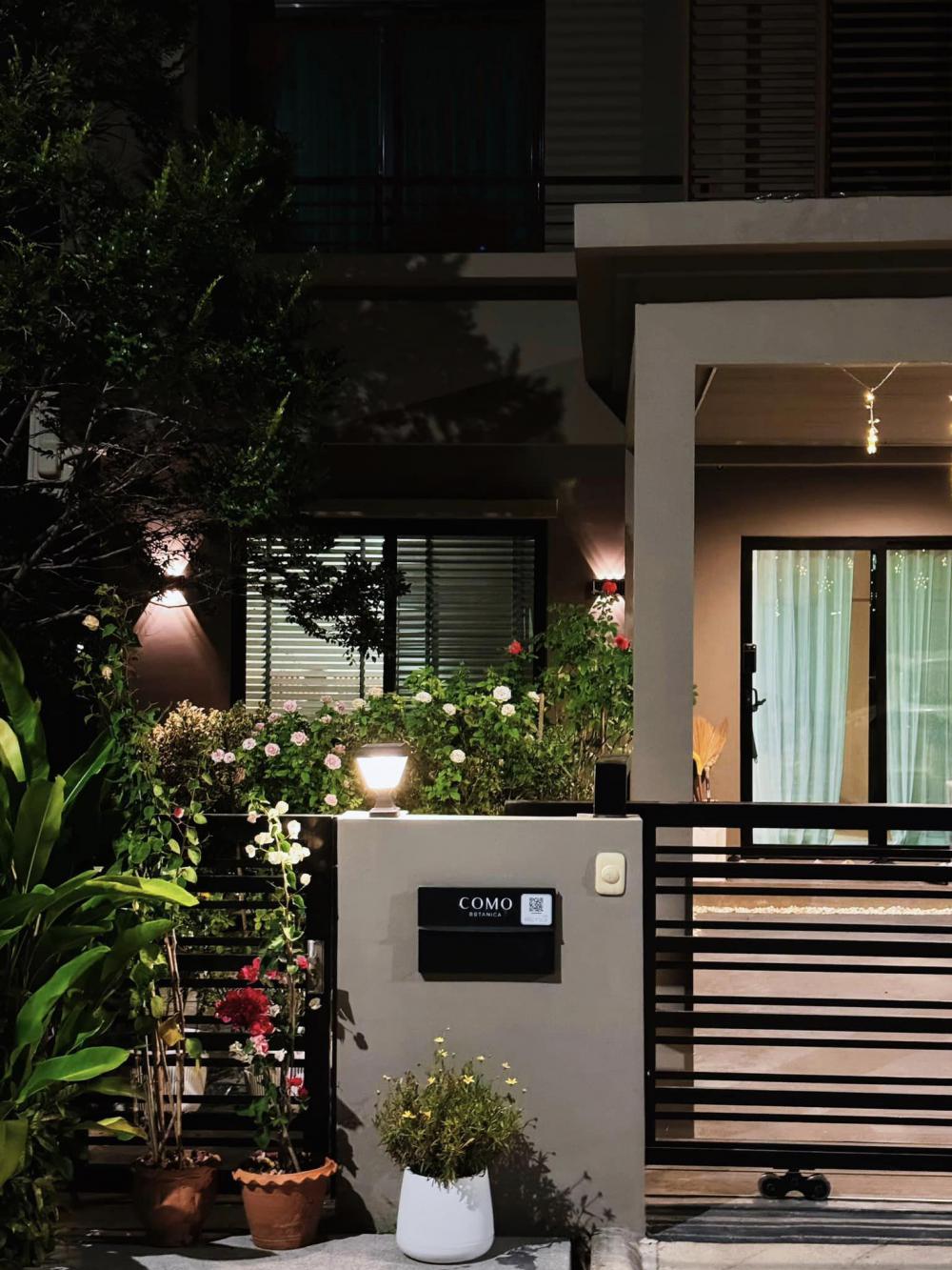 อวดบ้านคริสต์มาส 2566 รูปที่ 30