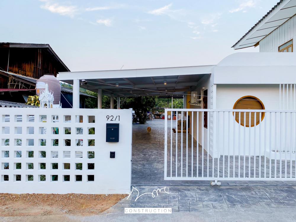 รีโนเวทปรับปรุงอาคารครึ่งปูนครึ่งไม้ชนบทให้กลายเป็นบ้านมินิมอล รูปที่ 9