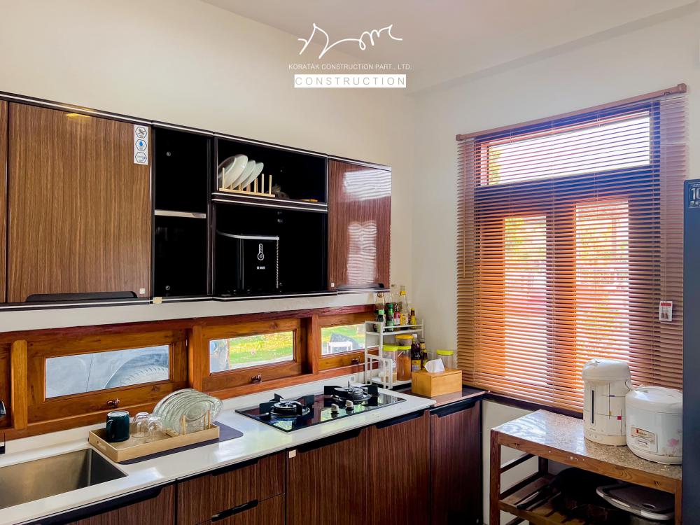 รีโนเวทปรับปรุงอาคารครึ่งปูนครึ่งไม้ชนบทให้กลายเป็นบ้านมินิมอล รูปที่ 44