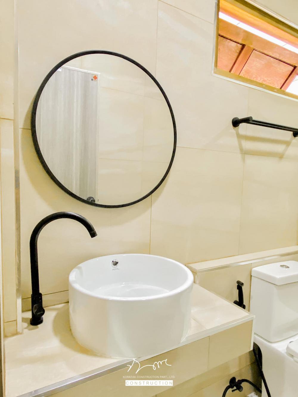 รีโนเวทปรับปรุงอาคารครึ่งปูนครึ่งไม้ชนบทให้กลายเป็นบ้านมินิมอล รูปที่ 54