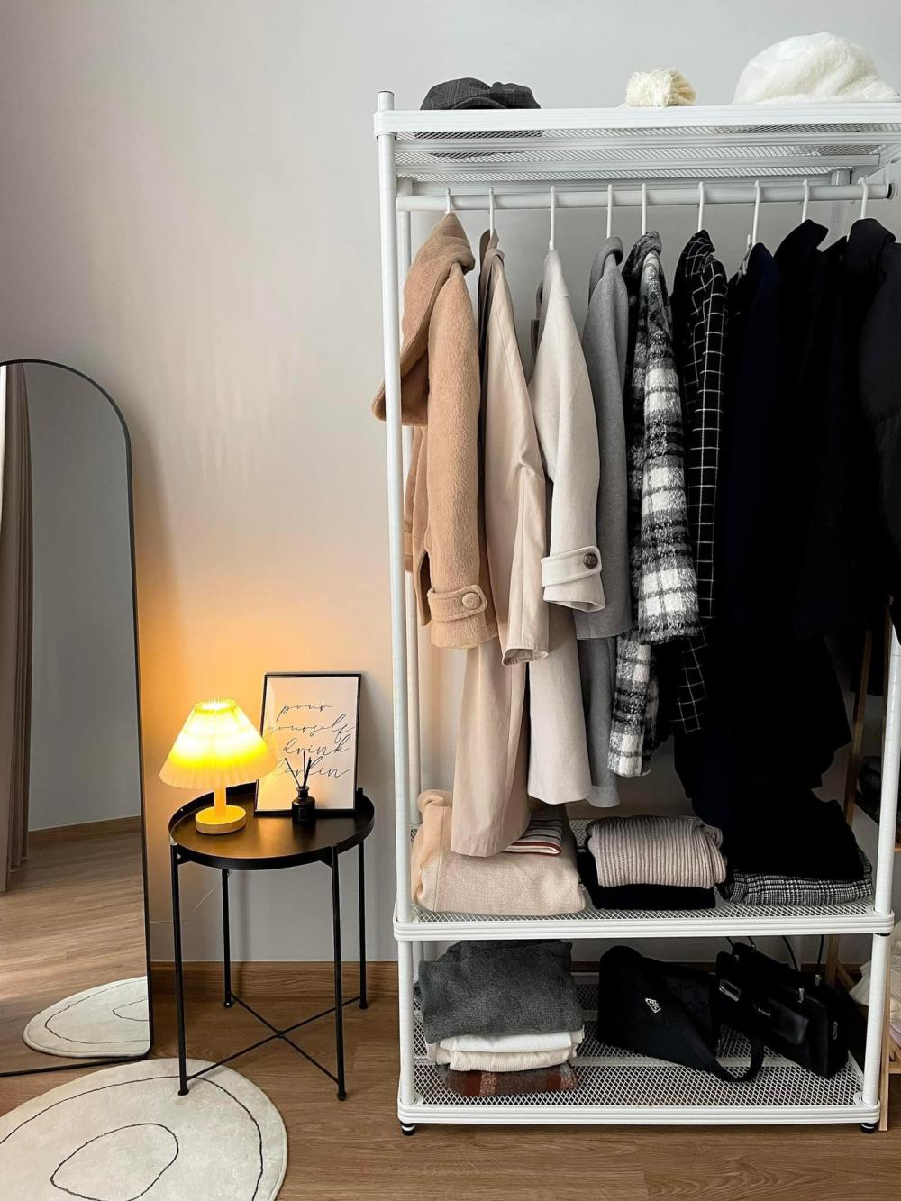 เเชร์ไอเดียแต่งบ้านโทนขาวไม้ ฉบับบ้านทาวน์โฮม รูปที่ 28