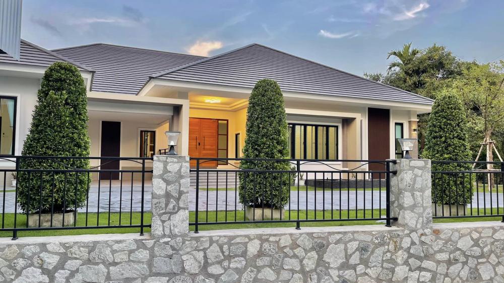 นำเสนอบ้านทรงปั่นหยาหลังใหญ่ 5 ห้องนอน 7 ห้องน้ำ รูปที่ 4