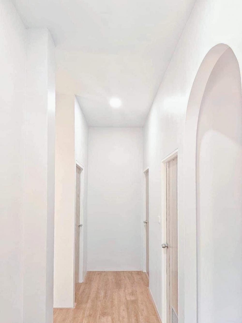 ไอเดียบ้านมินิมอลทรงตัวแอล กว้างขวางละมุนอบอุ่น รูปที่ 15