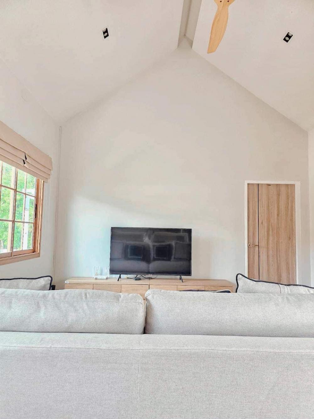 ไอเดียบ้านมินิมอลทรงตัวแอล กว้างขวางละมุนอบอุ่น รูปที่ 9