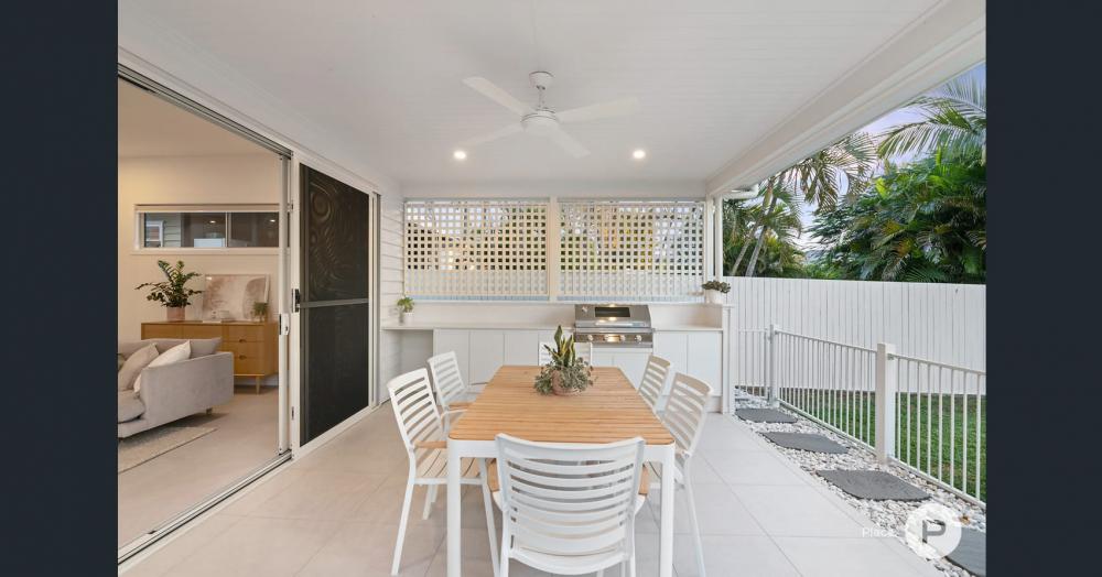 ไอเดียบ้านสวย 2 ชั้น โทนสีขาวละมุน รูปที่ 13