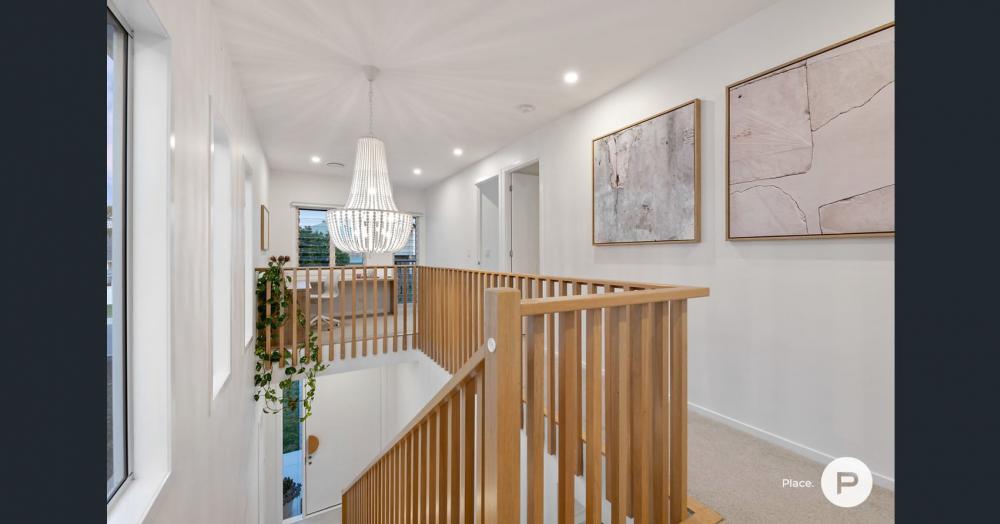 ไอเดียบ้านสวย 2 ชั้น โทนสีขาวละมุน รูปที่ 15