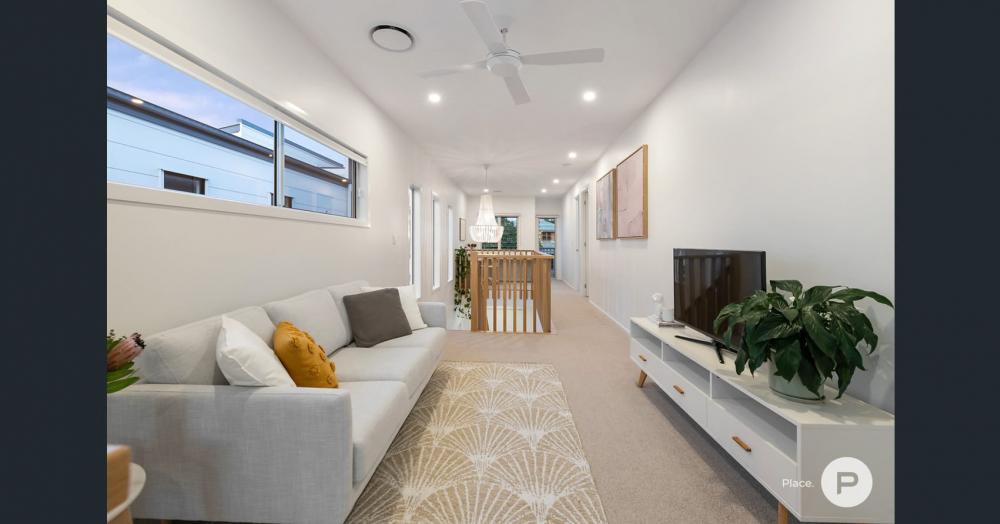 ไอเดียบ้านสวย 2 ชั้น โทนสีขาวละมุน รูปที่ 16