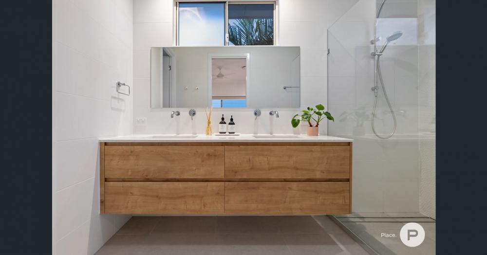 ไอเดียบ้านสวย 2 ชั้น โทนสีขาวละมุน รูปที่ 17