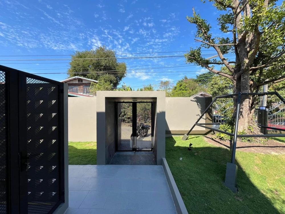 ไอเดีย บ้านทรงตัว U  สำหรับเพื่อนๆ ที่อยากปลูกต้นไม้กลางบ้าน  และ คนชอบบ้านชั้นเดียวครับ รูปที่ 10