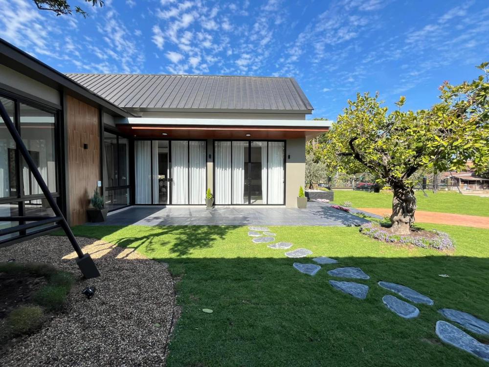 ไอเดีย บ้านทรงตัว U  สำหรับเพื่อนๆ ที่อยากปลูกต้นไม้กลางบ้าน  และ คนชอบบ้านชั้นเดียวครับ รูปที่ 3