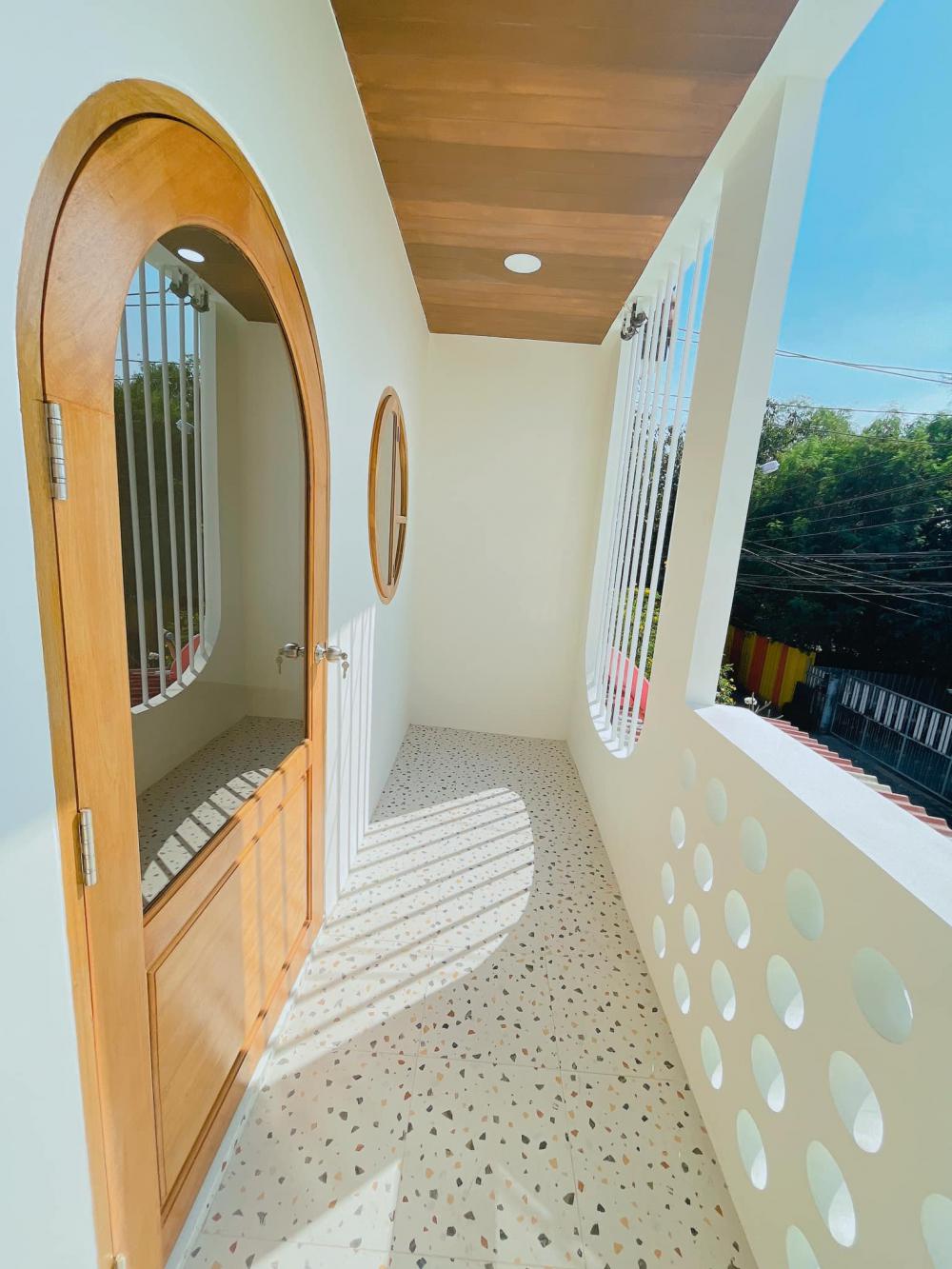 ไอเดีย ทาวน์เฮ้าส์ 2 ชั้นรีโนเวทสไตล์มินิมอล รูปที่ 15