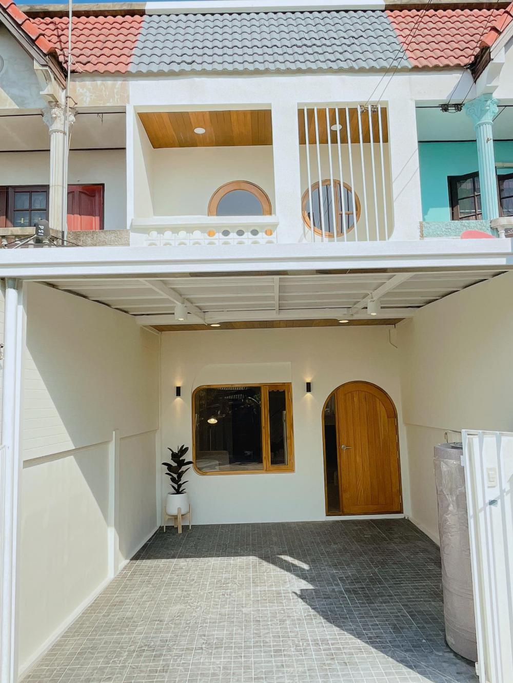 ไอเดีย ทาวน์เฮ้าส์ 2 ชั้นรีโนเวทสไตล์มินิมอล รูปที่ 17