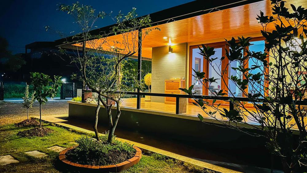 ไอเดียบ้านสไตล์ปั้นหยา เจ้าของสร้างมาแล้ว 3 ปี ให้ออกมาแบบ มินิมอลอเมซอน รูปที่ 13