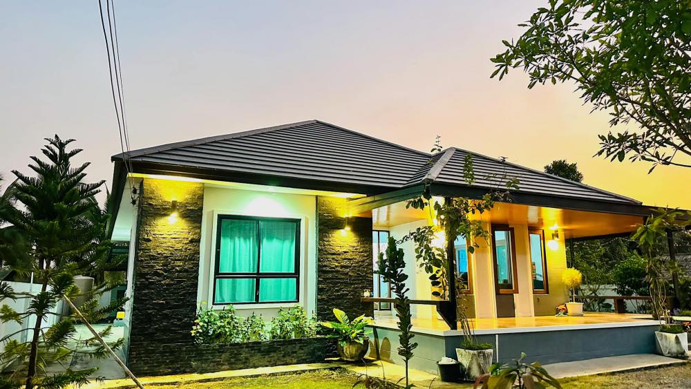 ไอเดียบ้านสไตล์ปั้นหยา เจ้าของสร้างมาแล้ว 3 ปี ให้ออกมาแบบ มินิมอลอเมซอน รูปที่ 4