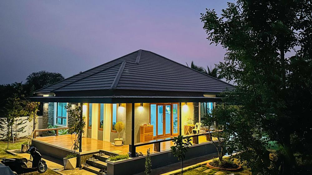 ไอเดียบ้านสไตล์ปั้นหยา เจ้าของสร้างมาแล้ว 3 ปี ให้ออกมาแบบ มินิมอลอเมซอน รูปที่ 6